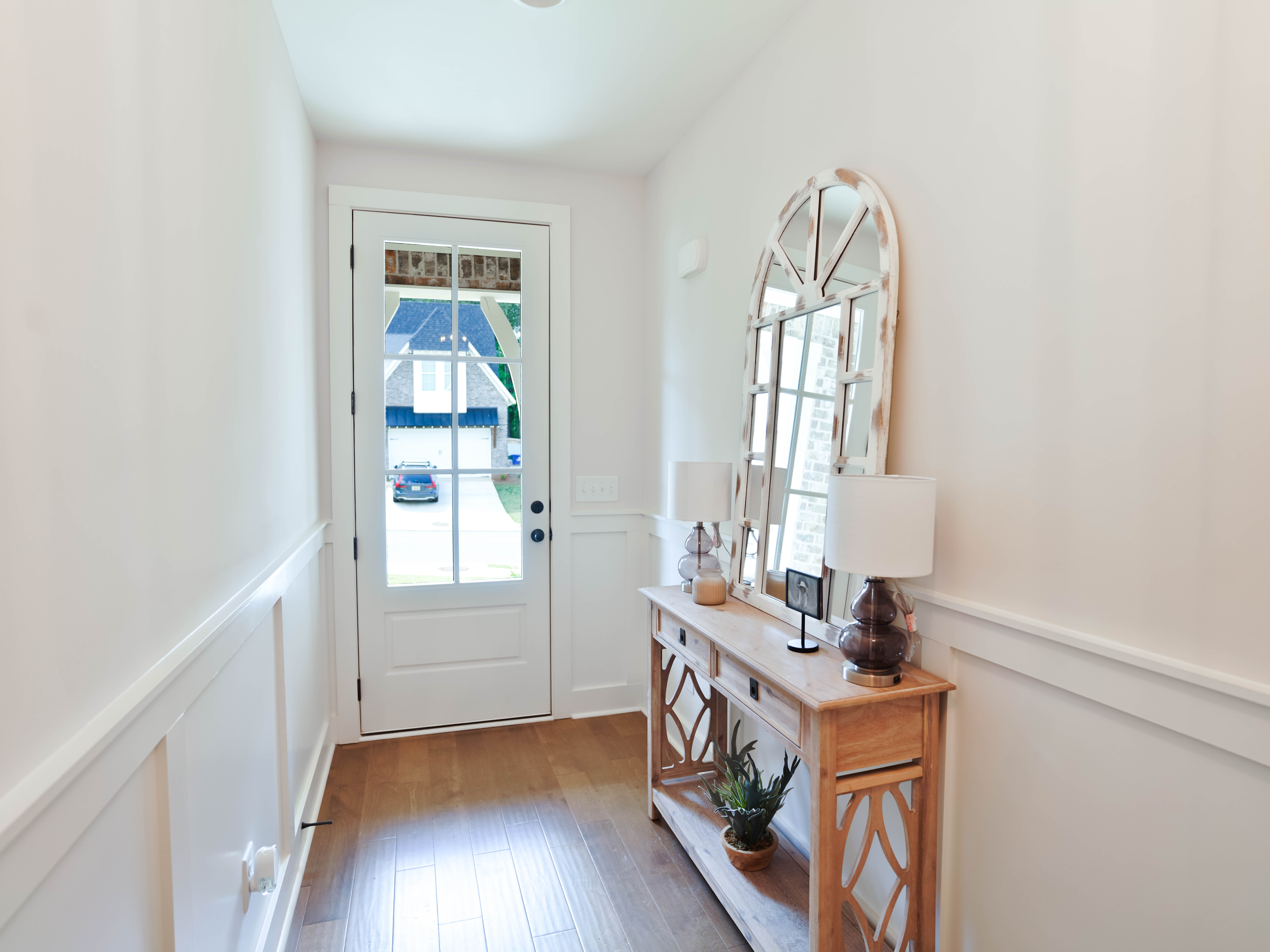 Style Tips for the Perfect Entryway