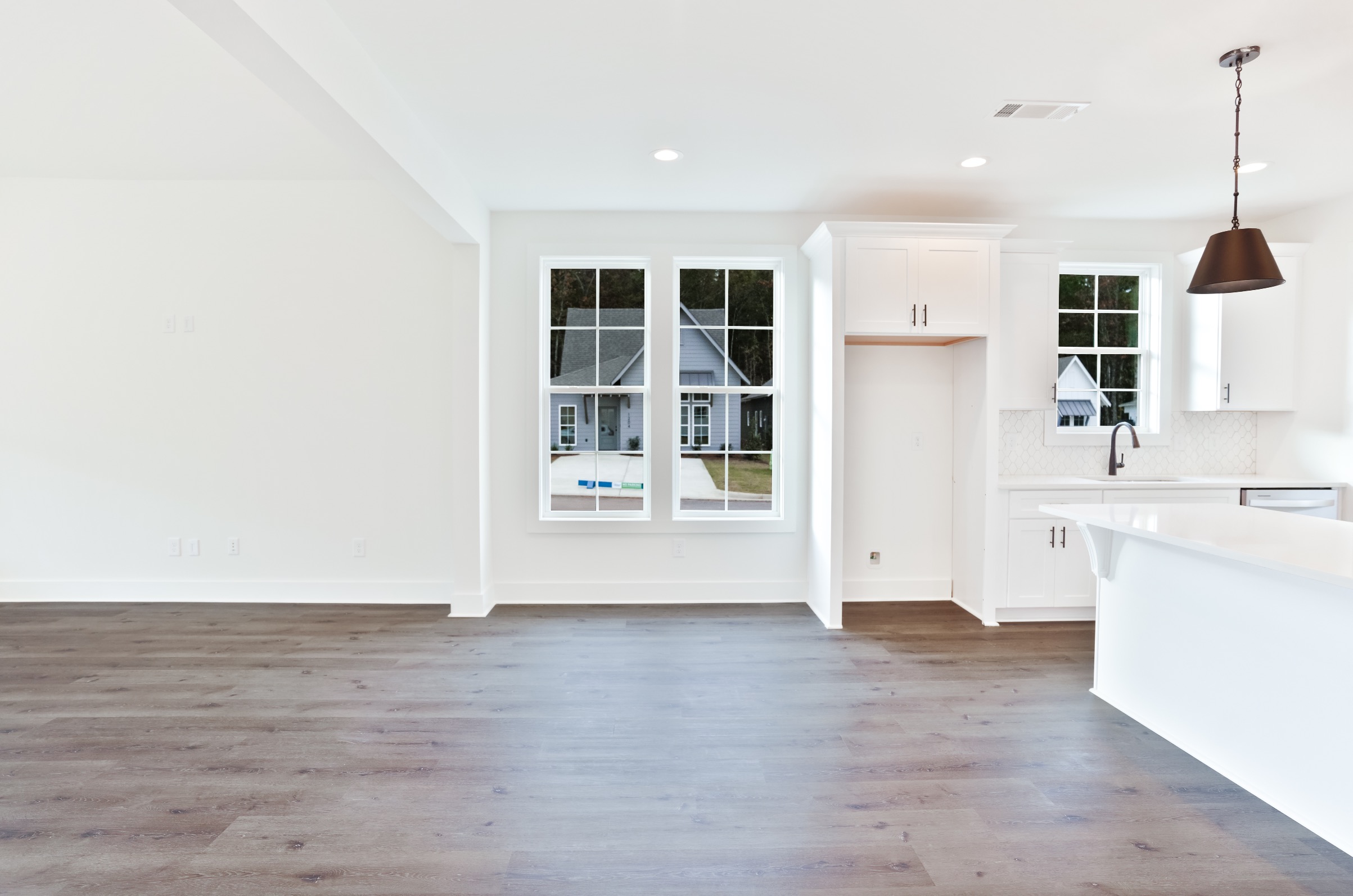 What Flooring Should You Put In Your Home?